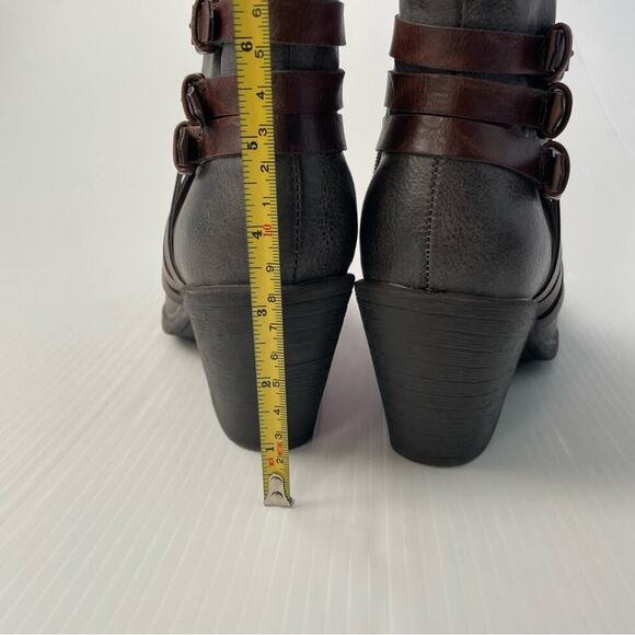 Euro soft by sofft Phoebe bootie strappy faux leather side zip size 9.5 - Picture 4 of 12